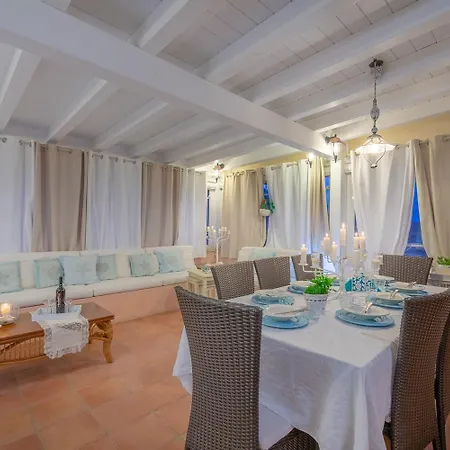 Rudargia Vila Porto Rotondo